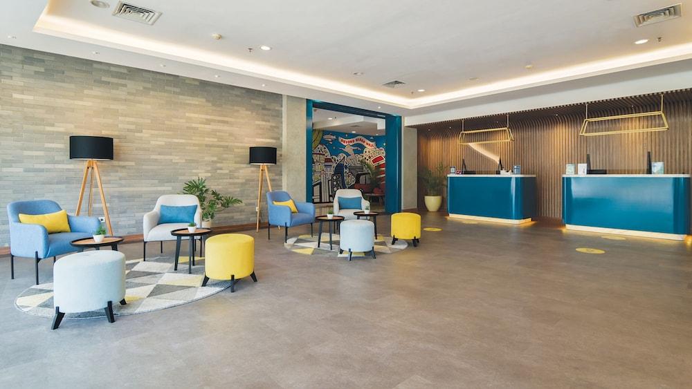 1O1 Urban Jakarta Kelapa Gading Exterior photo