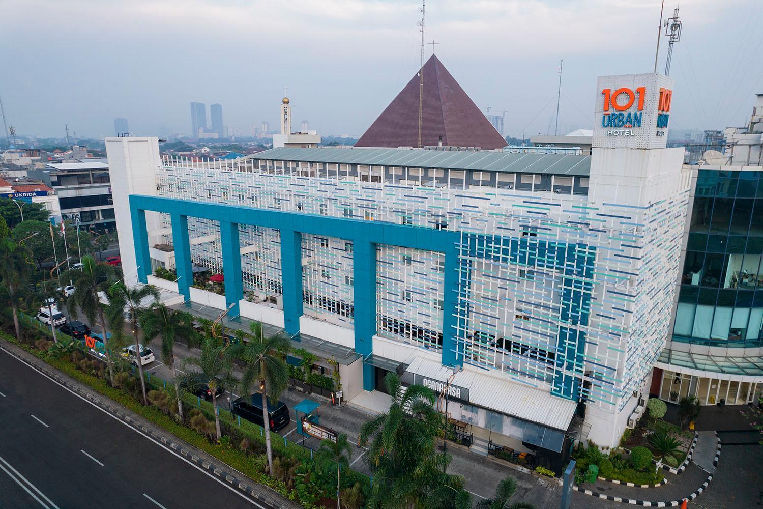 1O1 Urban Jakarta Kelapa Gading Exterior photo